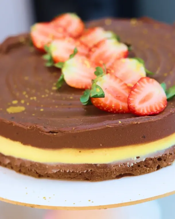 Torta Tricolate Zero com morangos